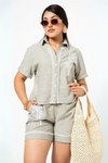 Conjunto de Short y Camisa con Bordado