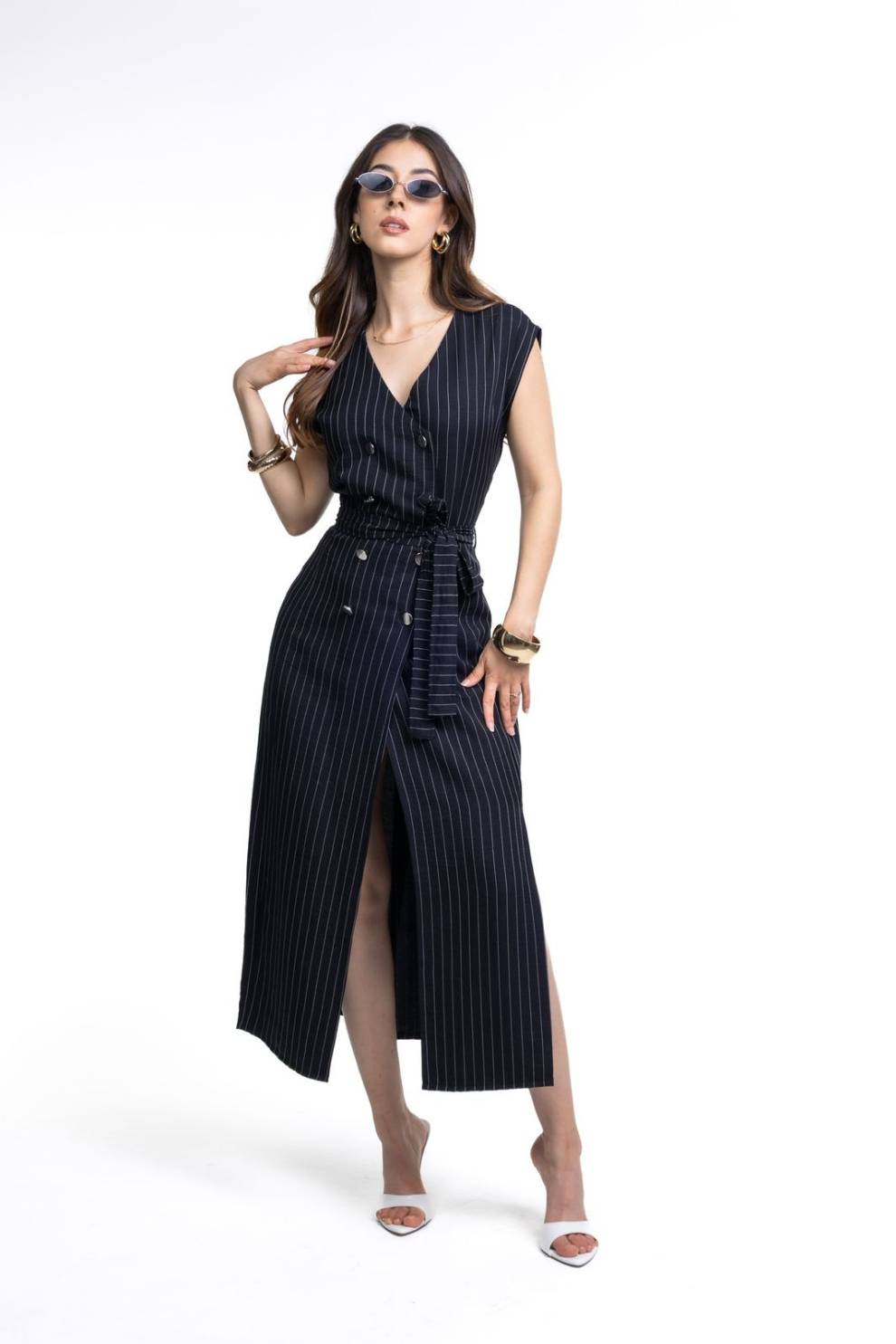 Vestido de Rayas – Elegancia con Estilo Cruzado