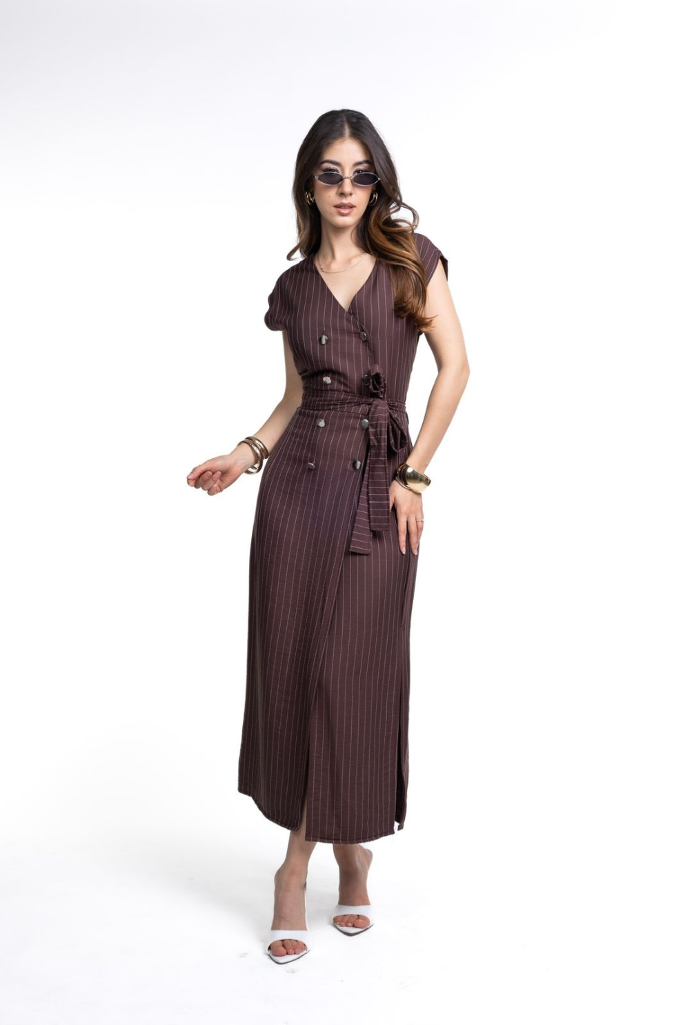 Vestido de Rayas – Elegancia con Estilo Cruzado
