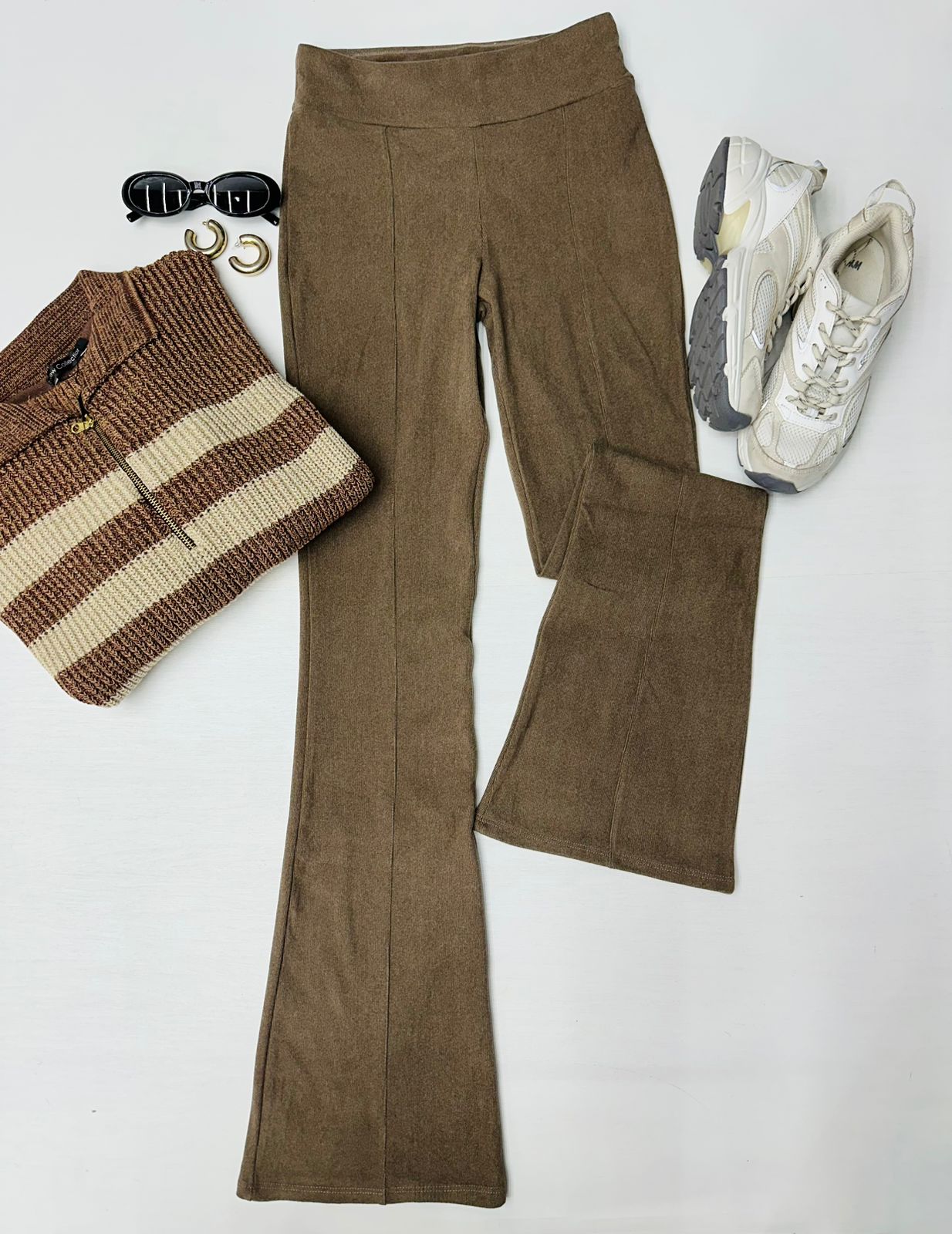Pantalón Flare Leg