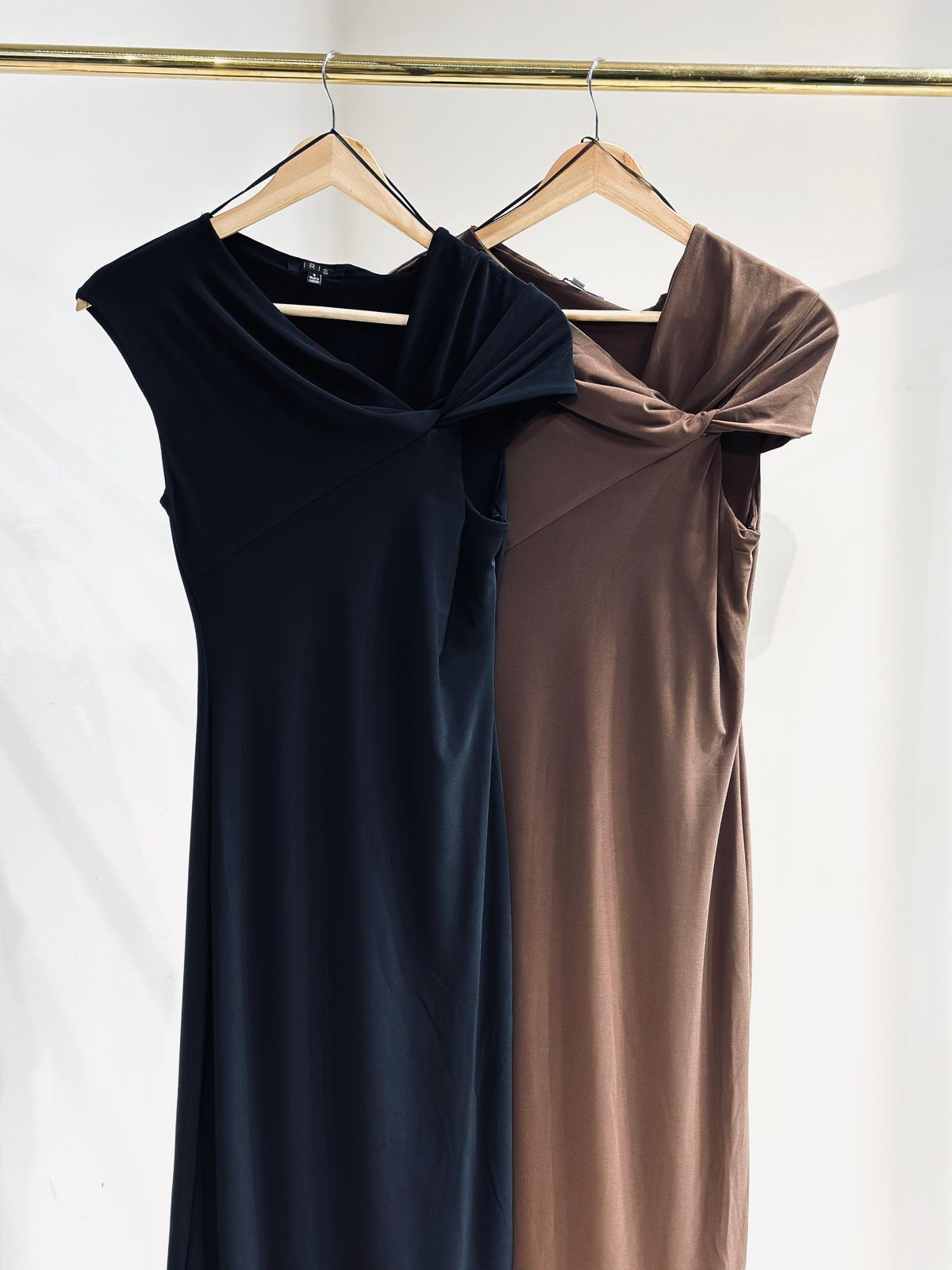 Vestido Ribbed Detalle en Hombro