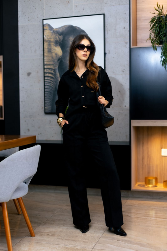 Conjunto Camisa y Pantalón de Gamuza