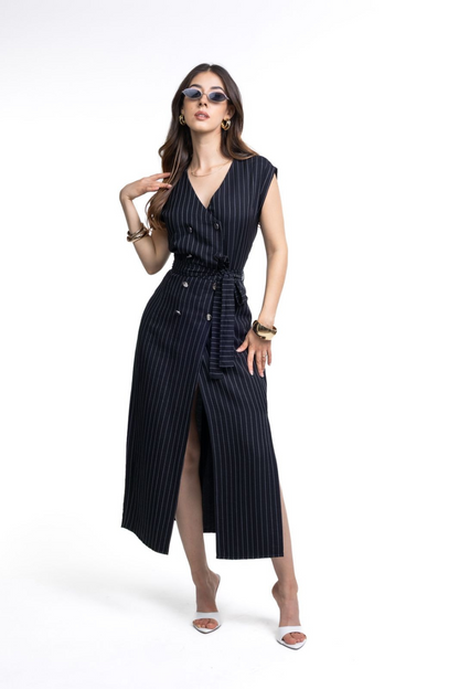 Vestido de Rayas – Elegancia con Estilo Cruzado