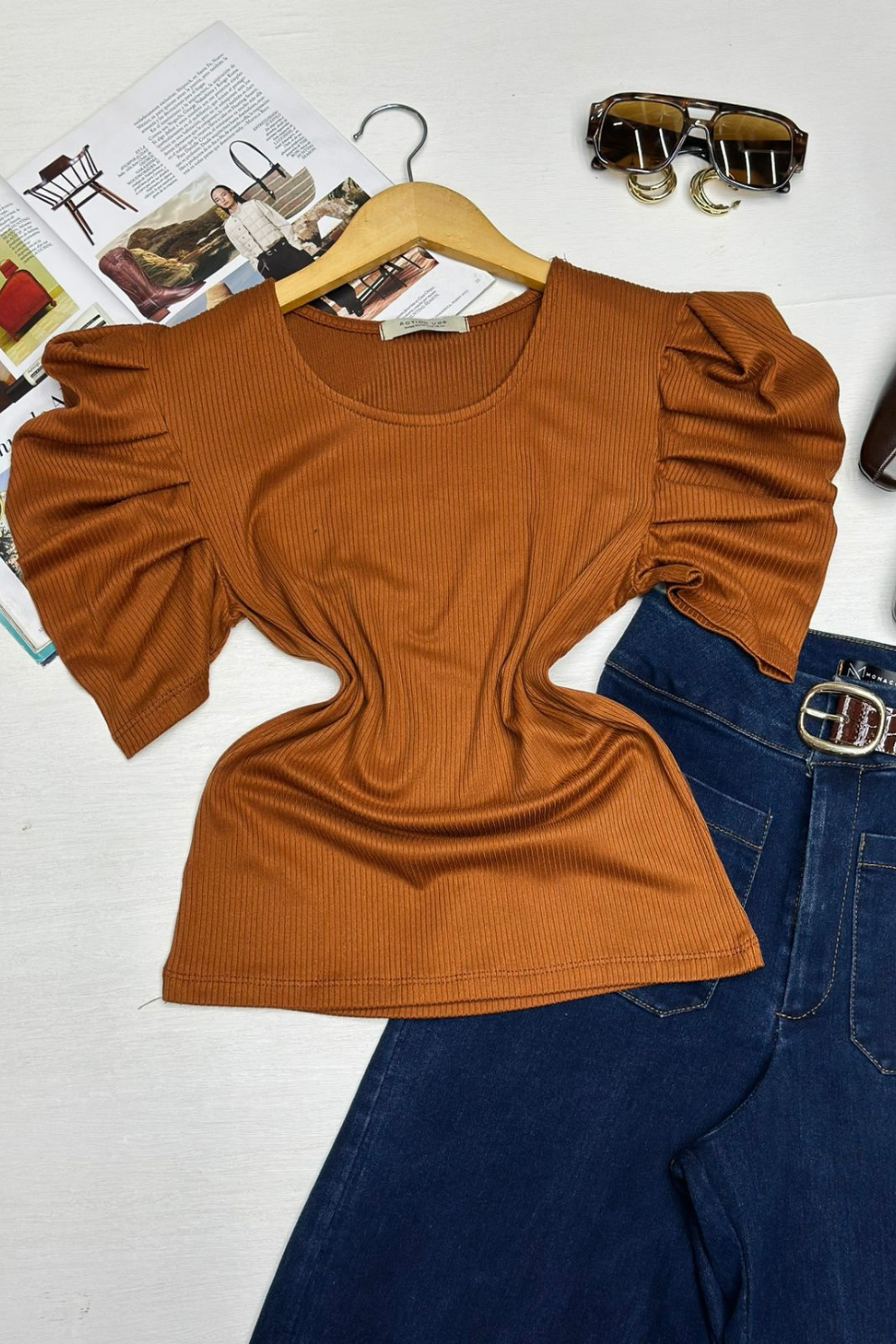 Blusa Básica con Manga Plizada