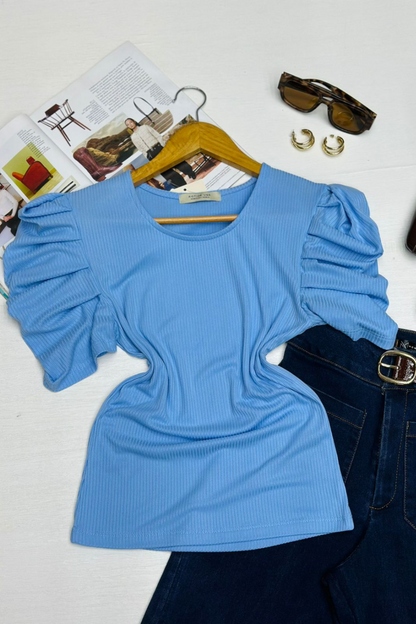 Blusa Básica con Manga Plizada