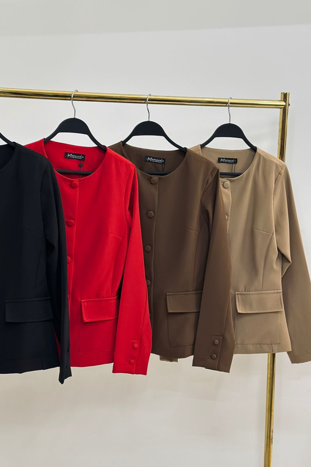 Blusa/Saco con Botones Forrados – Tela Premium