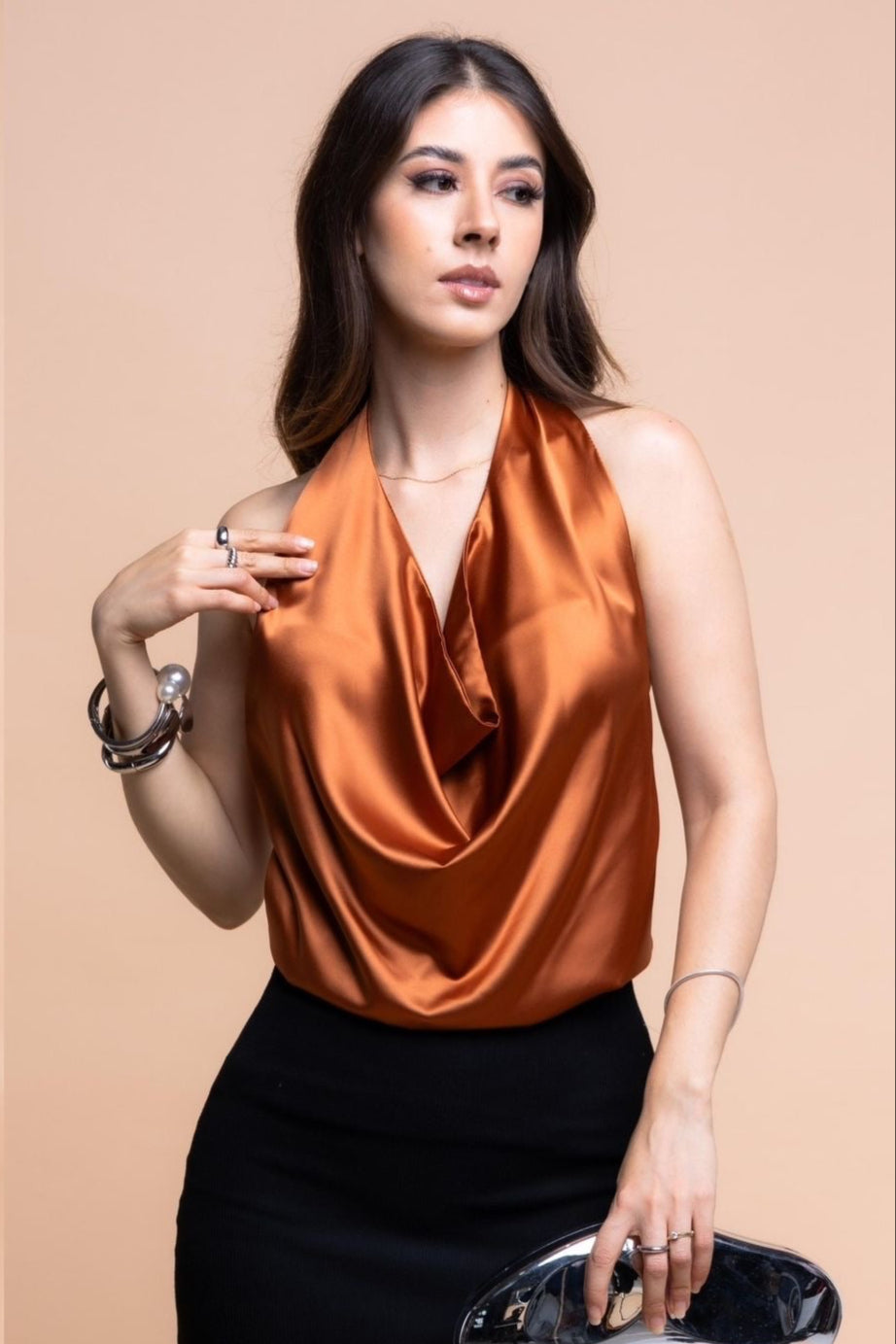 Blusa cuello cowl / halter