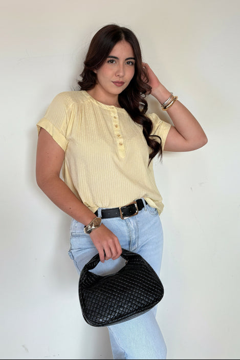 Blusa corta