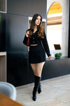 Conjunto de gamuza con saco y falda short