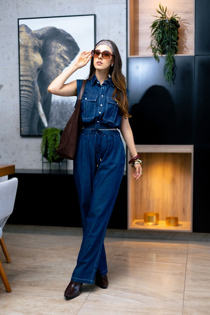 Conjunto de mezclilla stretch con blusa y pantalón
