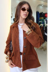 Chaqueta corta con botones de madera