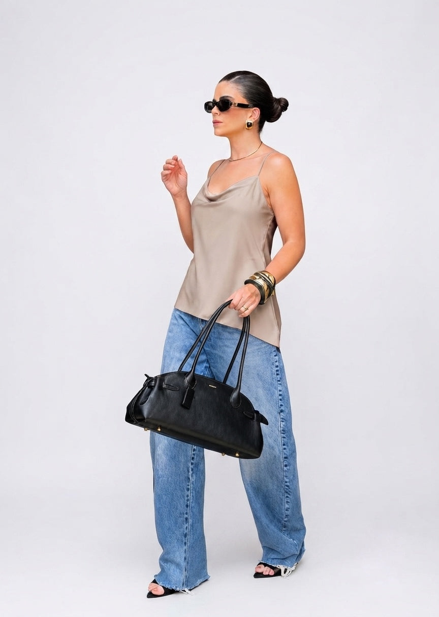 Blusa Asimétrica Satinada