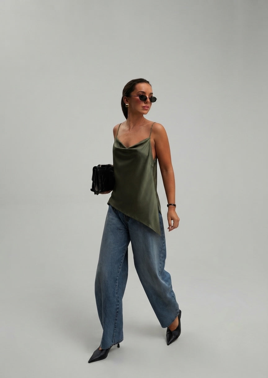 Blusa Asimétrica Satinada