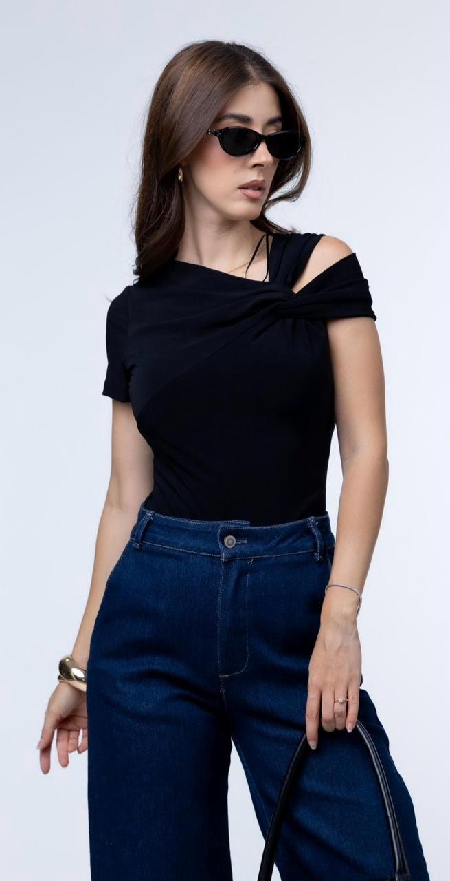 Pantiblusa detalle hombro