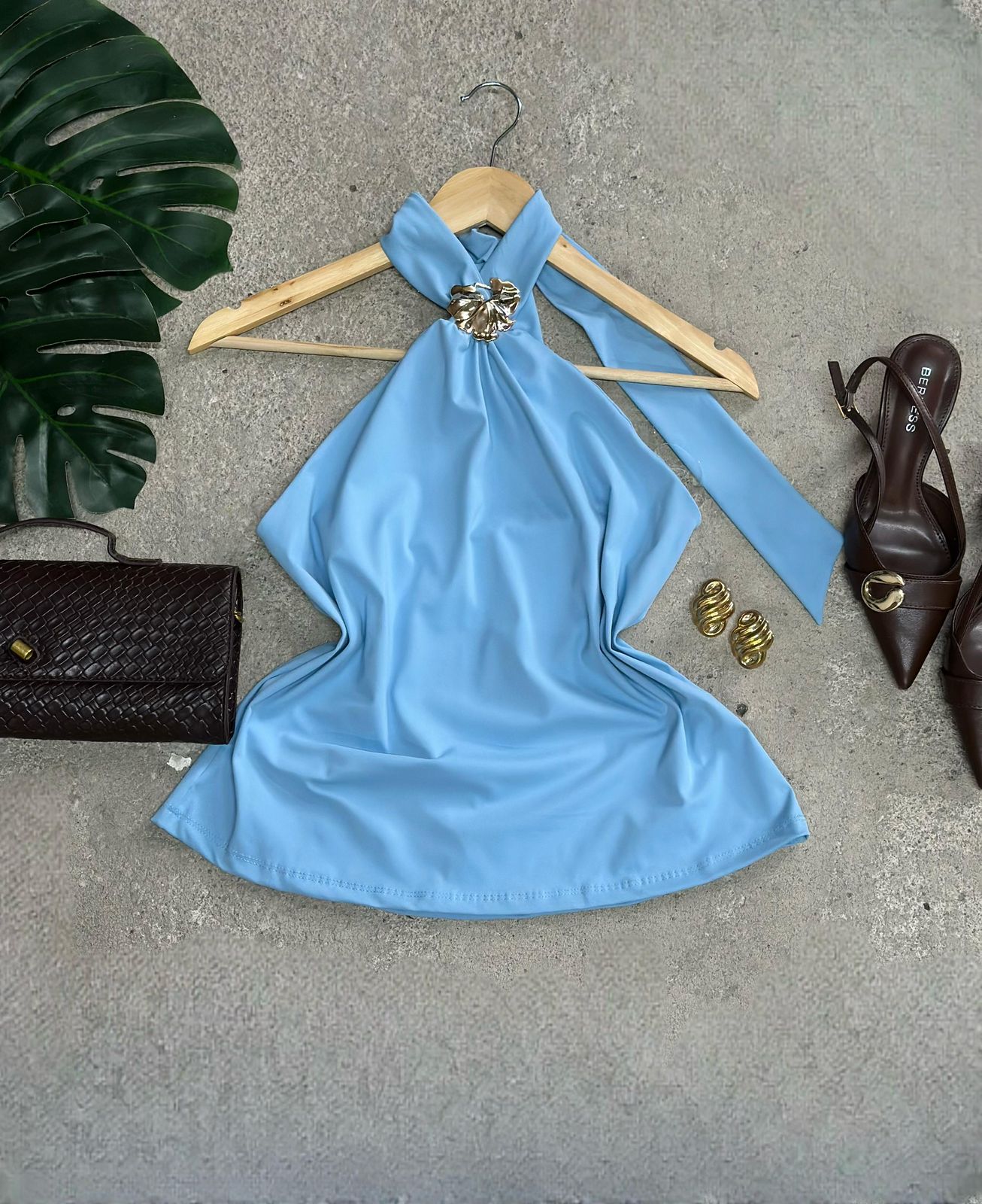 Blusa Halter detalle de Flor