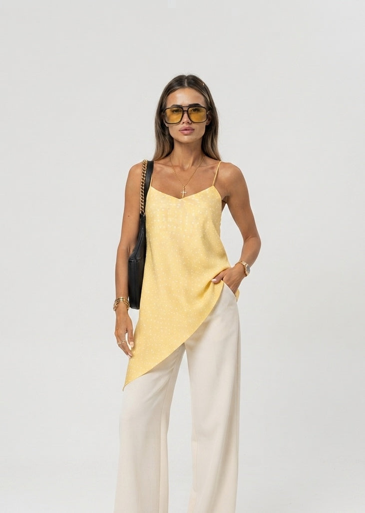 Blusa Asimétrica Lunares