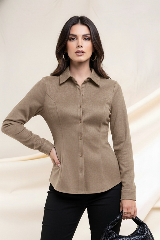 Camisa Lisa Ligera con Botones