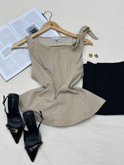 Top Elegante Detalle de Lazo
