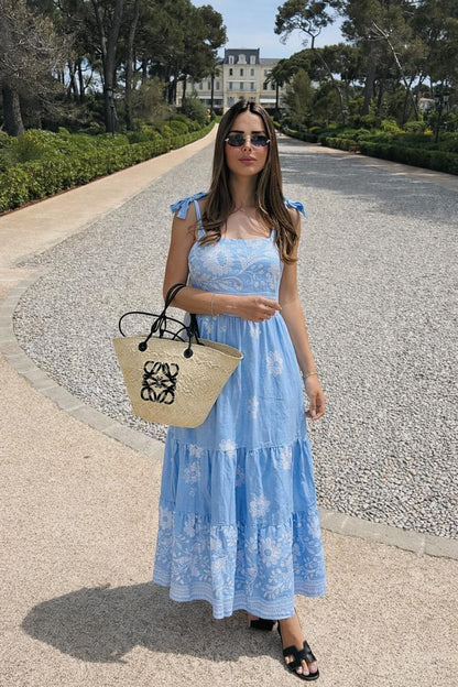 Vestido de tirantes con estampado de verano