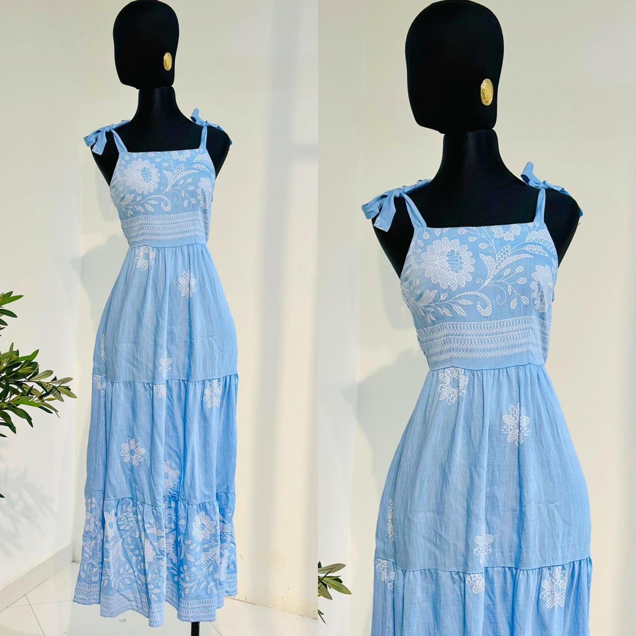 Vestido de tirantes con estampado de verano